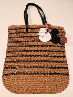 NWT BTB Los Angeles Striped Woven Straw Hobo Tote Bag Beach Resort Pompom